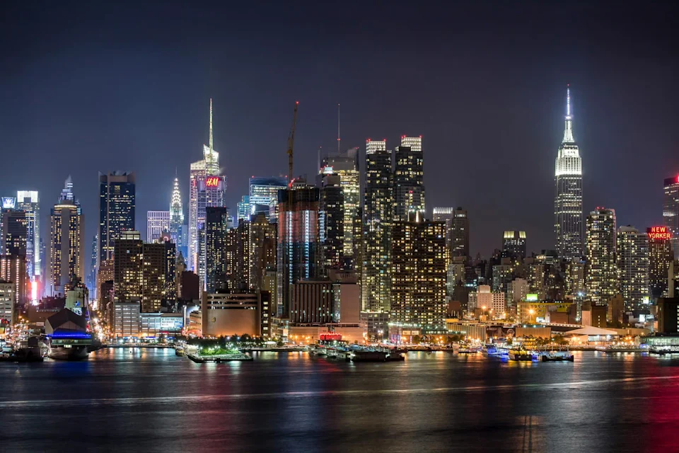 A picture of the New York sykline